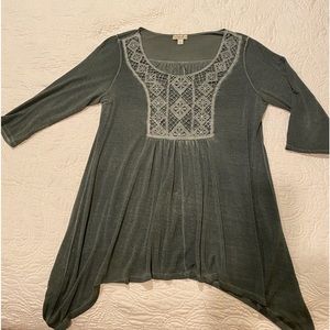 Drapey moss green tunic top